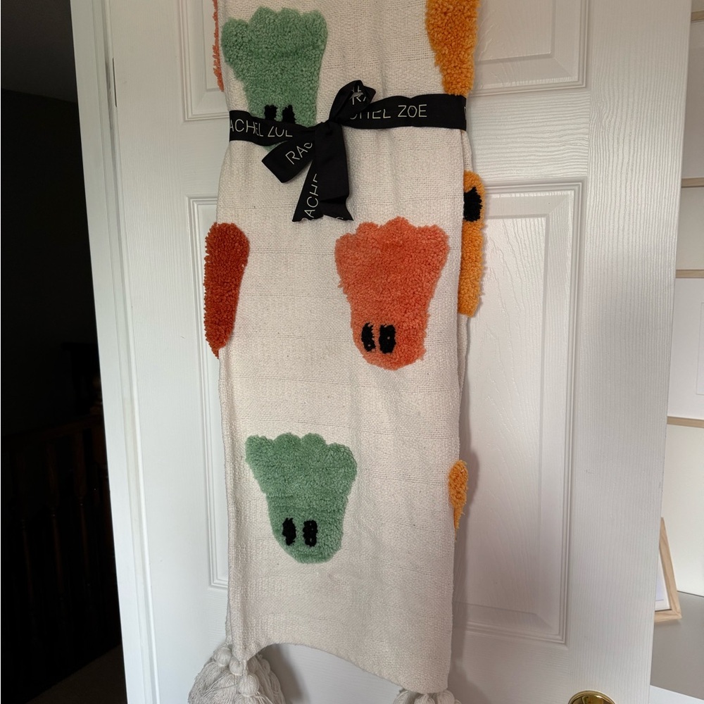 Rachel Zoe NWT VIRAL GHOST BLANKET